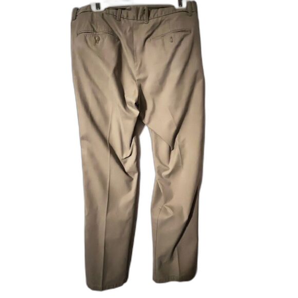 Gap slim fit tan khakis chinos 32 x 30 - Picture 2 of 4
